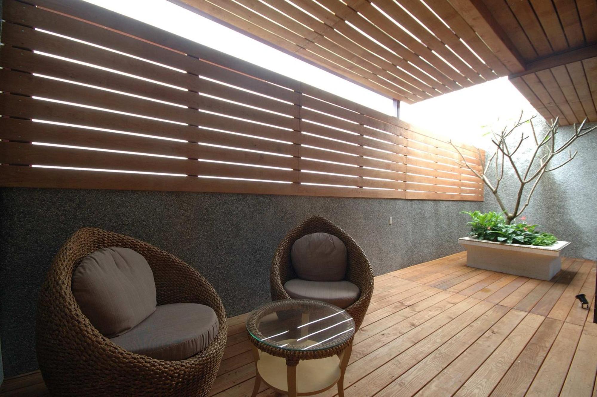 Dubai Motel Yilan Esterno foto