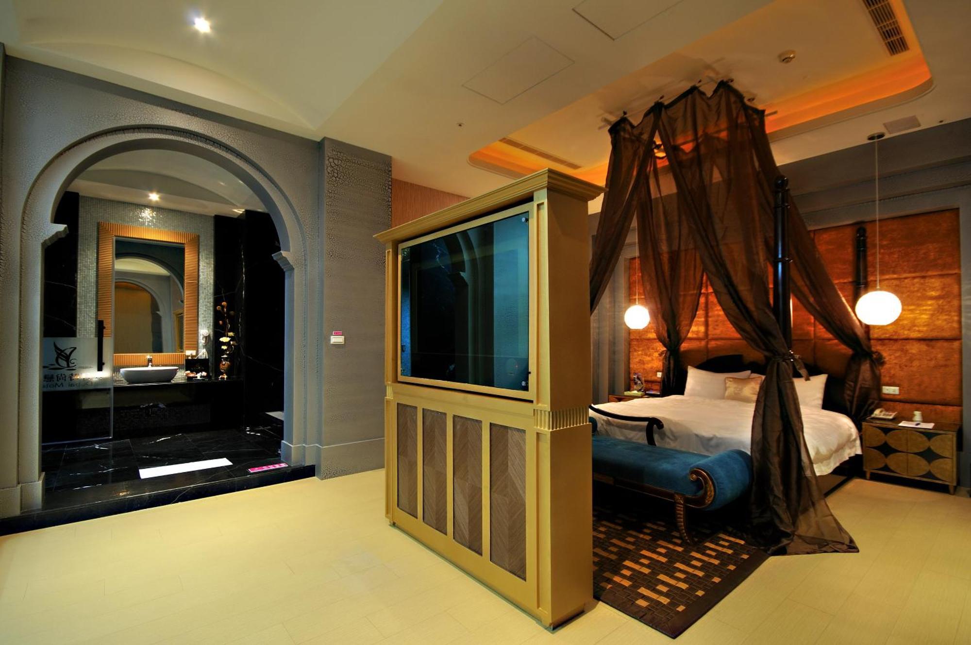 Dubai Motel Yilan Esterno foto