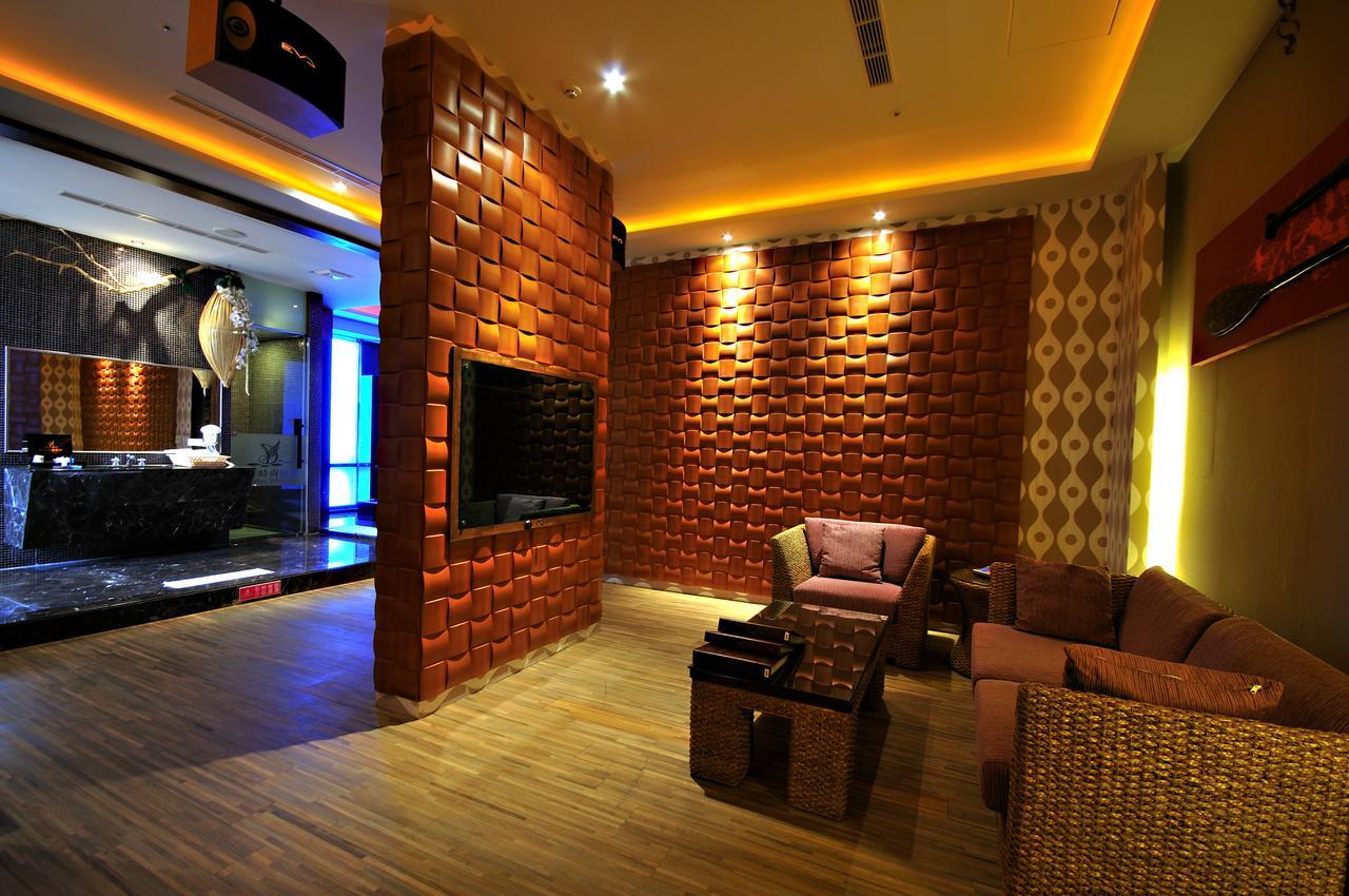 Dubai Motel Yilan Esterno foto